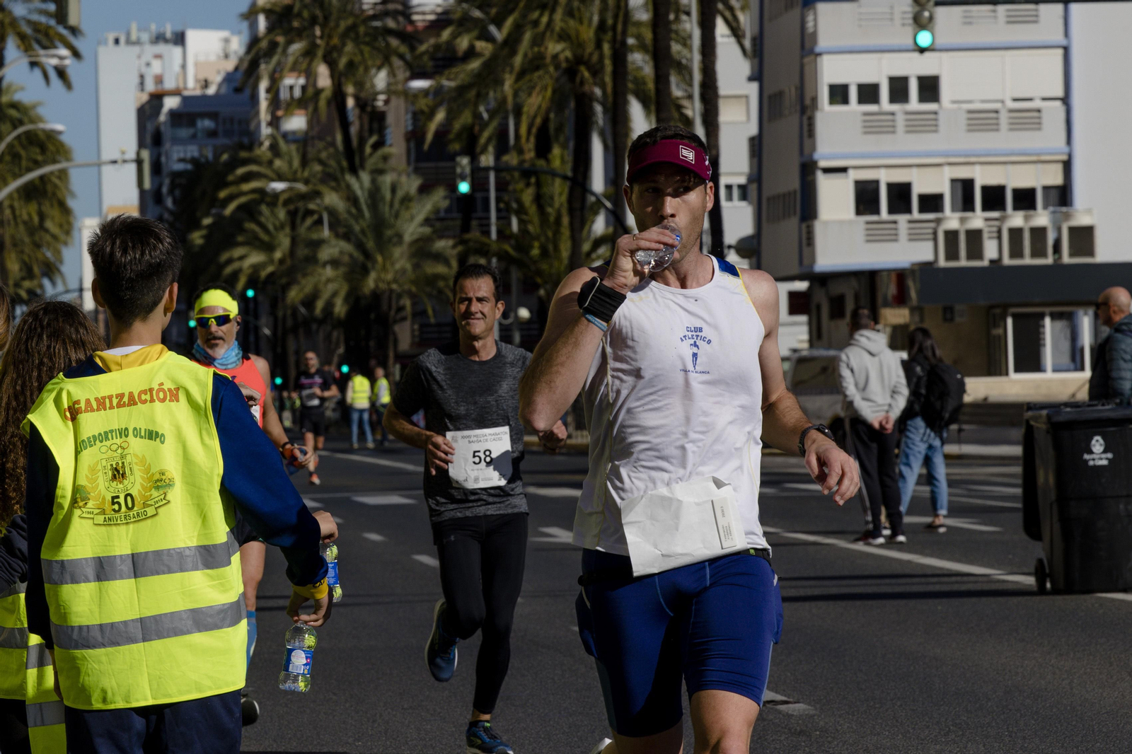 Las imágenes de la media maratón Bahía de Cádiz 2023.