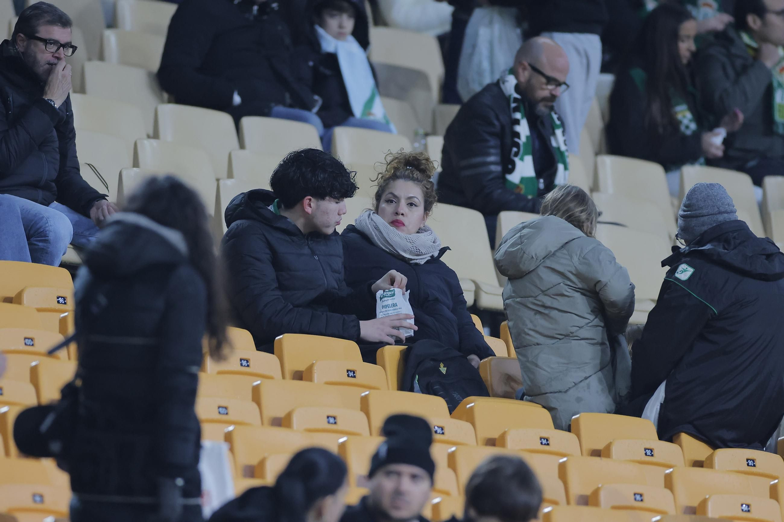 Búscate en las fotos del Betis - Getafe