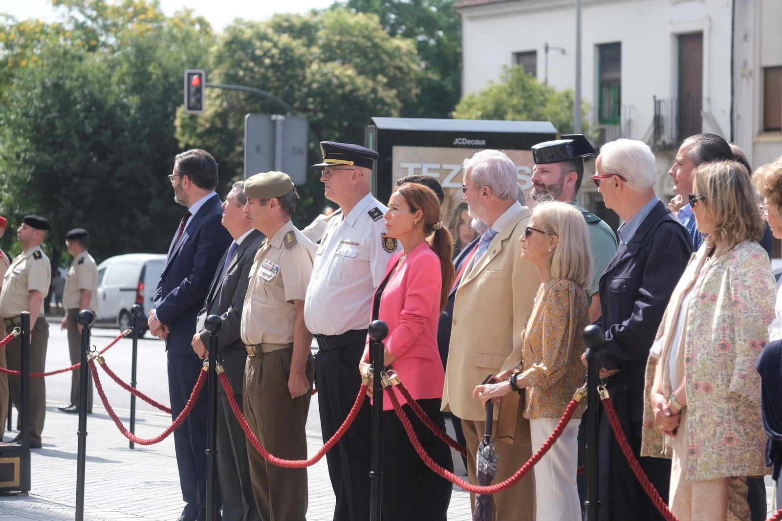 El homenaje de la Brigada de Córdoba al teniente Rafael Carbonell, en imágenes