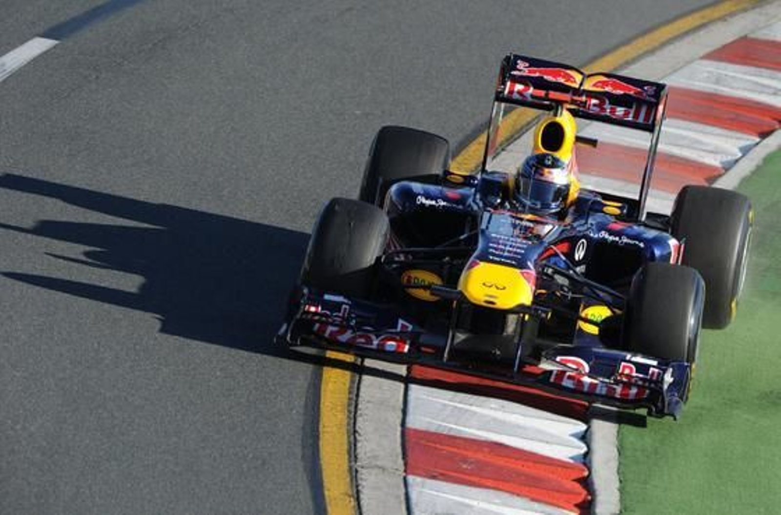 Vettel consigue su primera victoria en el Mundial de Fórmula 1.

Foto: EFE/ Reuters