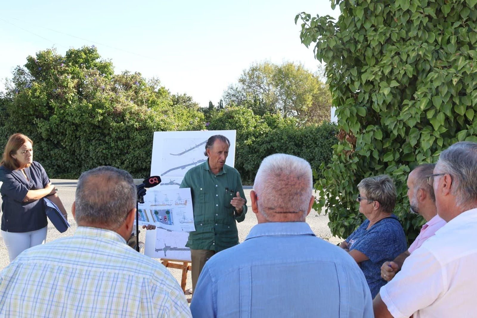 El alcalde de Chiclana presenta el proyecto a los vecinos