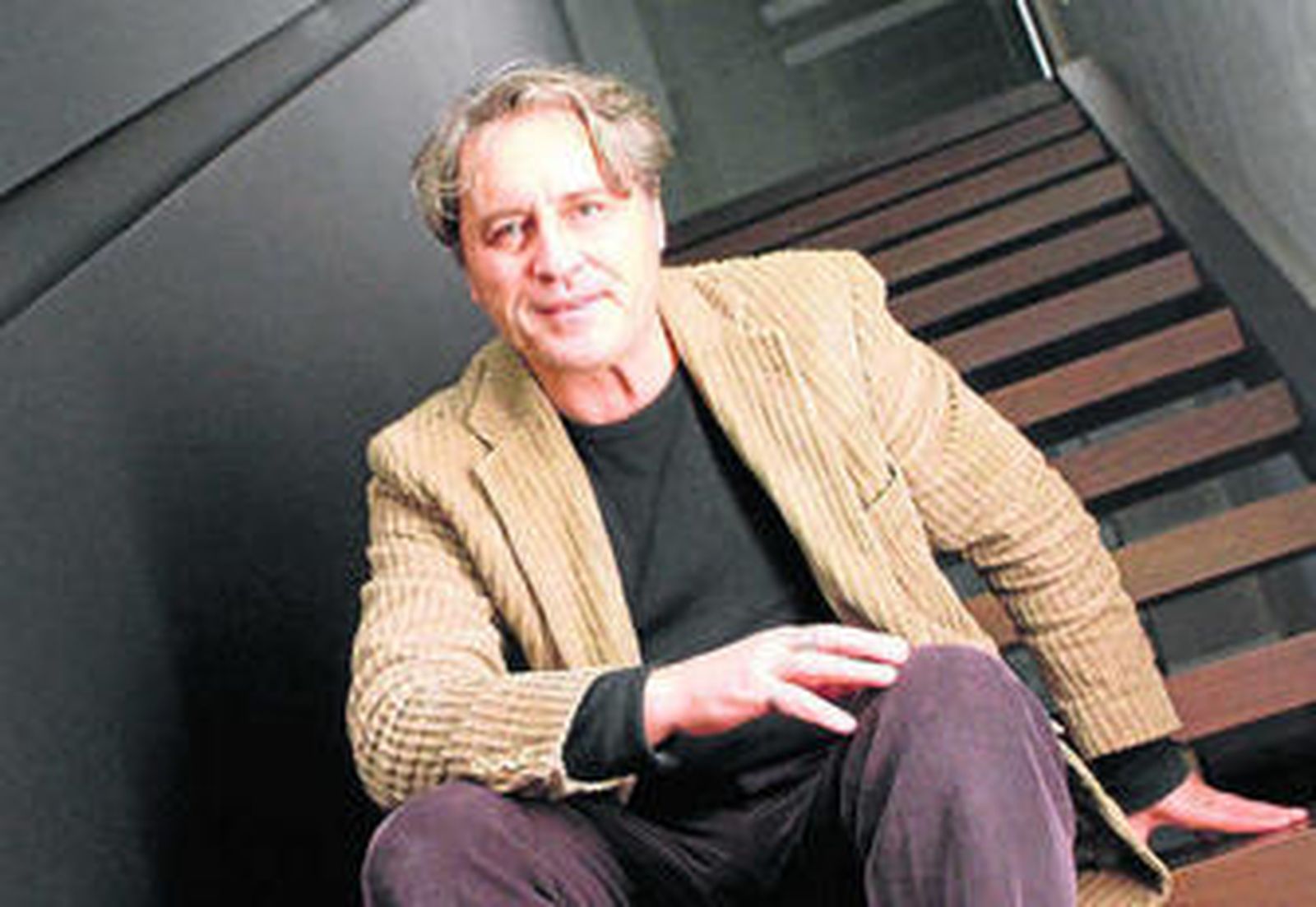 El novelista, poeta y periodista Manuel Rivas.