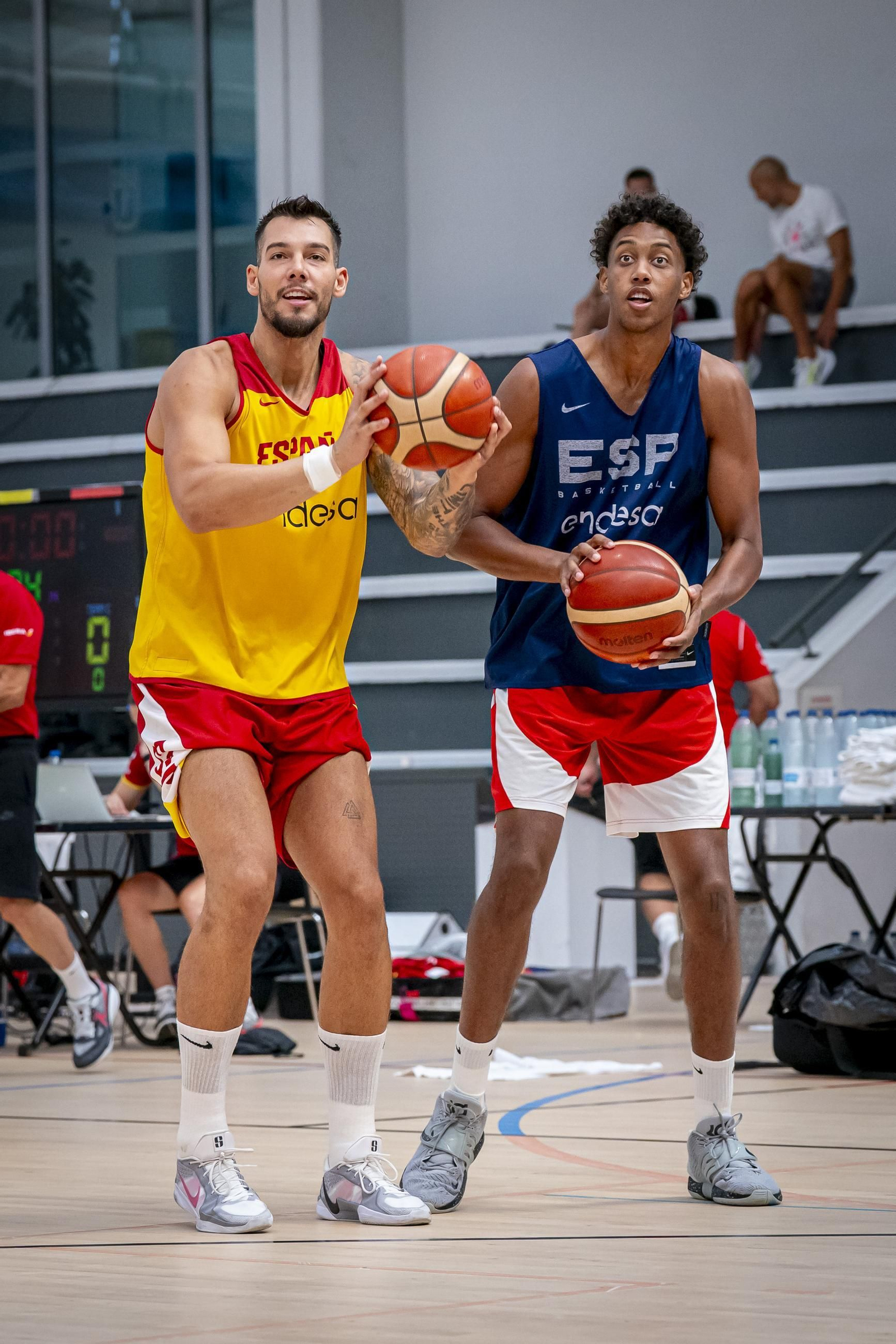 España acaba su trabajo en Madrid antes de venir a Málaga