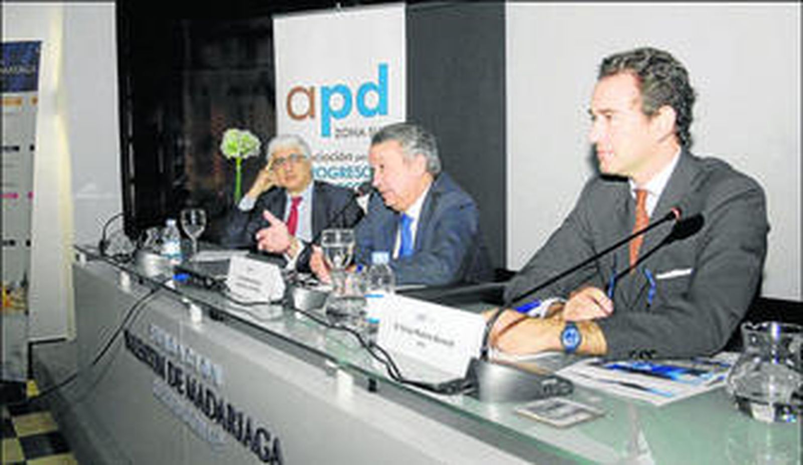 José Ramón Bécares, José Manuel Muriel y Felipe Medina, durante la segunda sesión de RH Club.