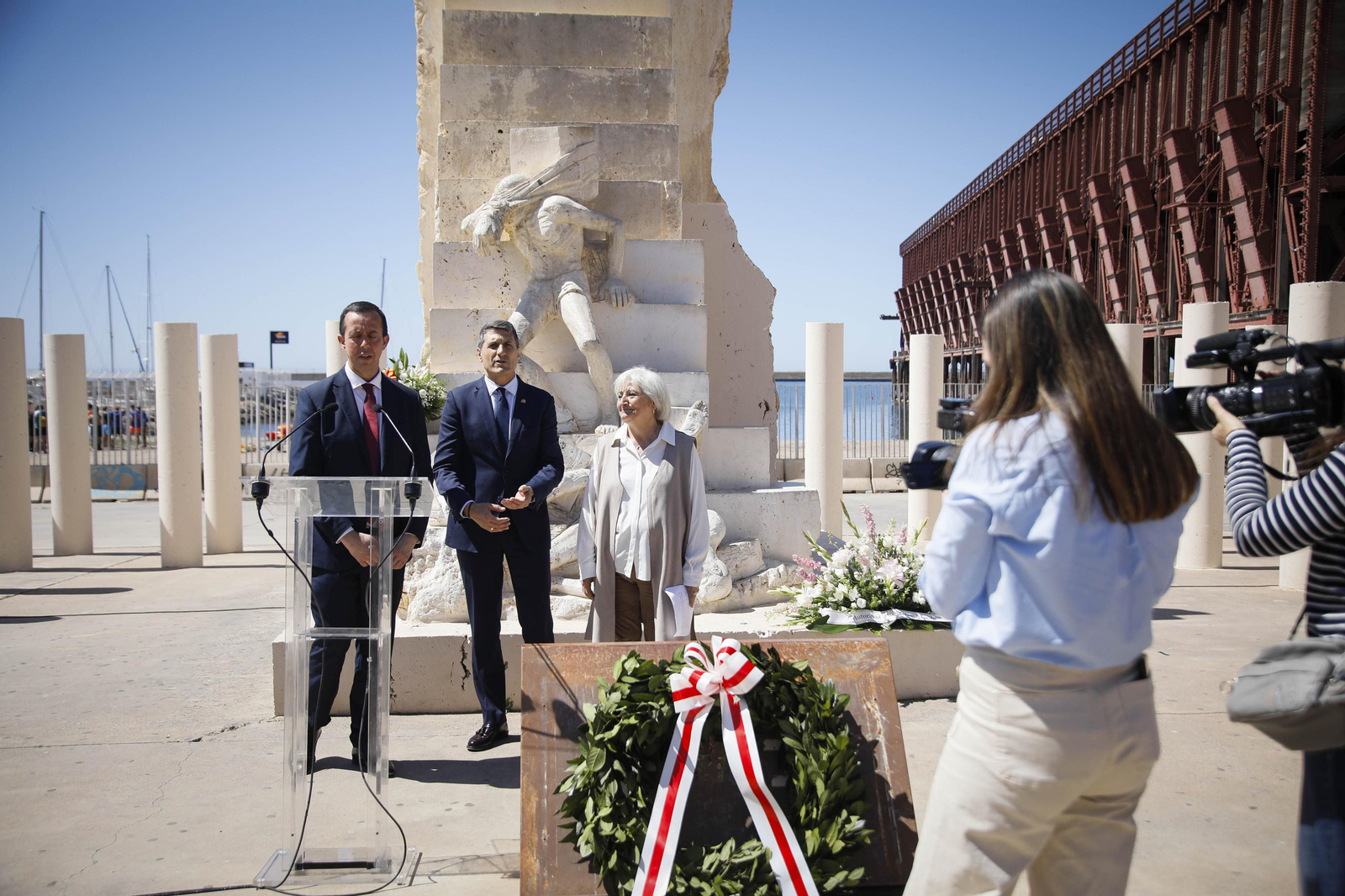 Acto de conmemoración a las víctimas del campo de concentración nazi de Mathausen, en imágenes
