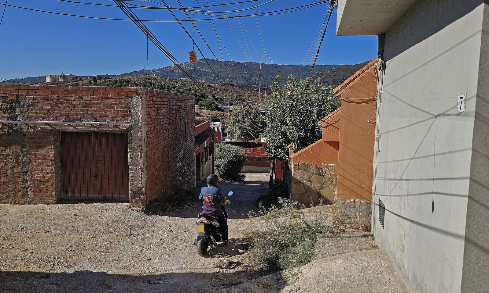Fotos de los desperfectos de la barriada de La Capelina en Algeciras