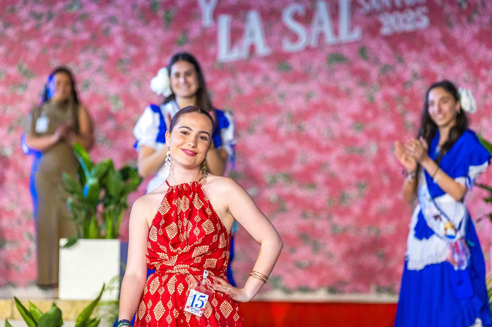 Las imágenes de la Gala de Elección de las Salineras en San Fernando