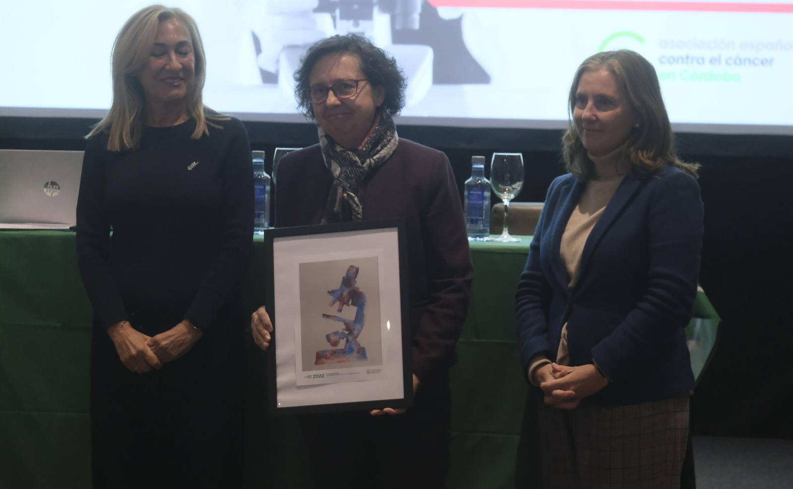La entrega de diplomas a los proyectos de investigación subvencionados por la AECC, en imágenes