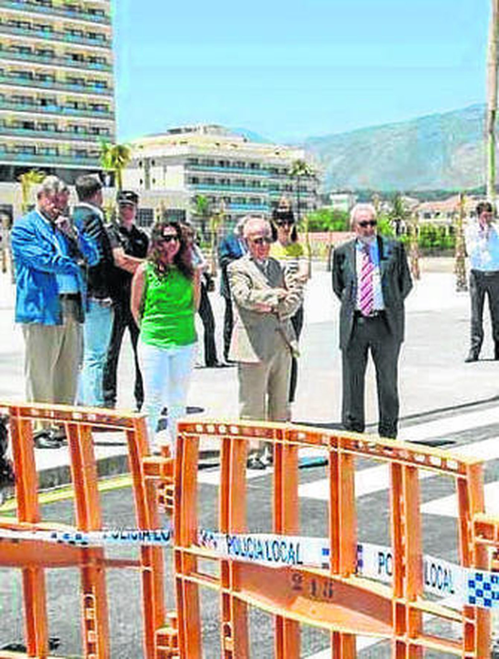 La vía justo antes de ser inaugurada.