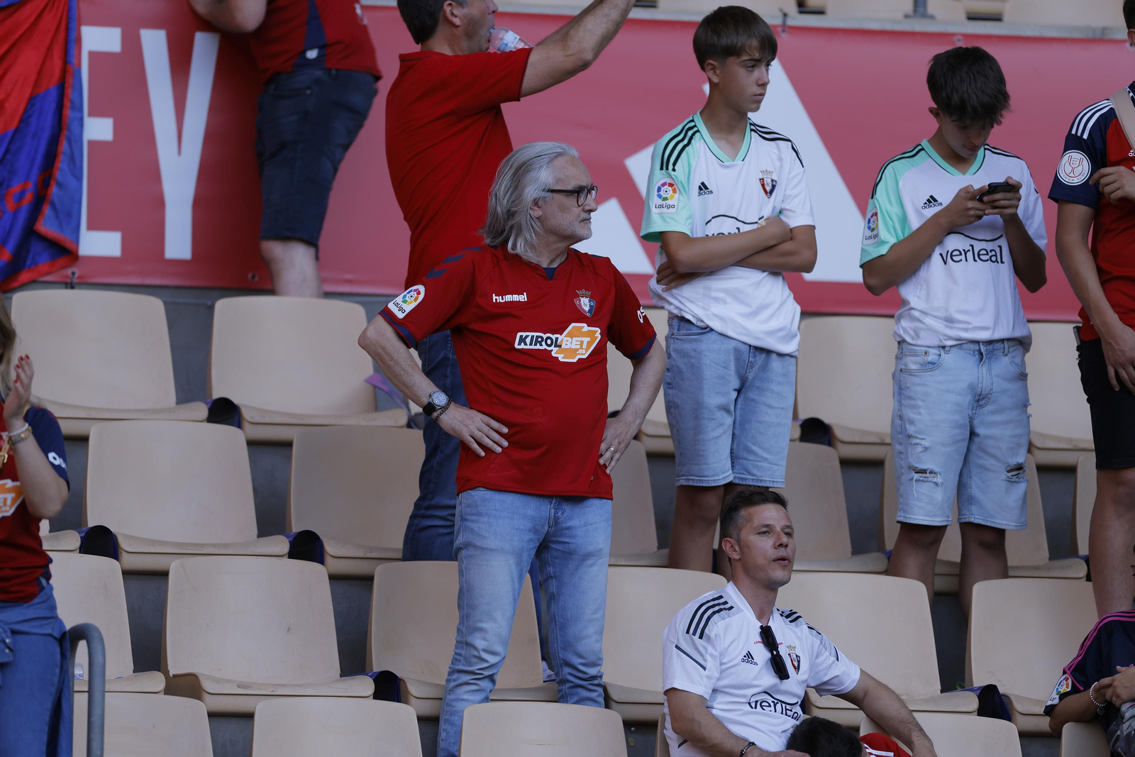 Búscate en las fotos de la final de la Copa del Rey entre el Madrid y el Osasuna