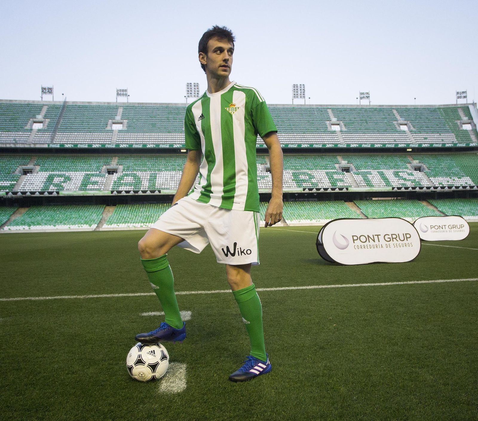 Las llegada y presentación de Rubén Pardo, en imágenes