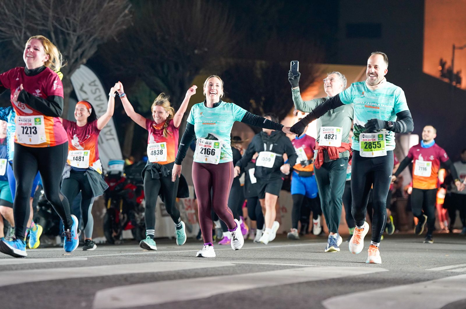 En imágenes: búscate en tu llegada a meta de la Carrera de San Antón 2026 (3)