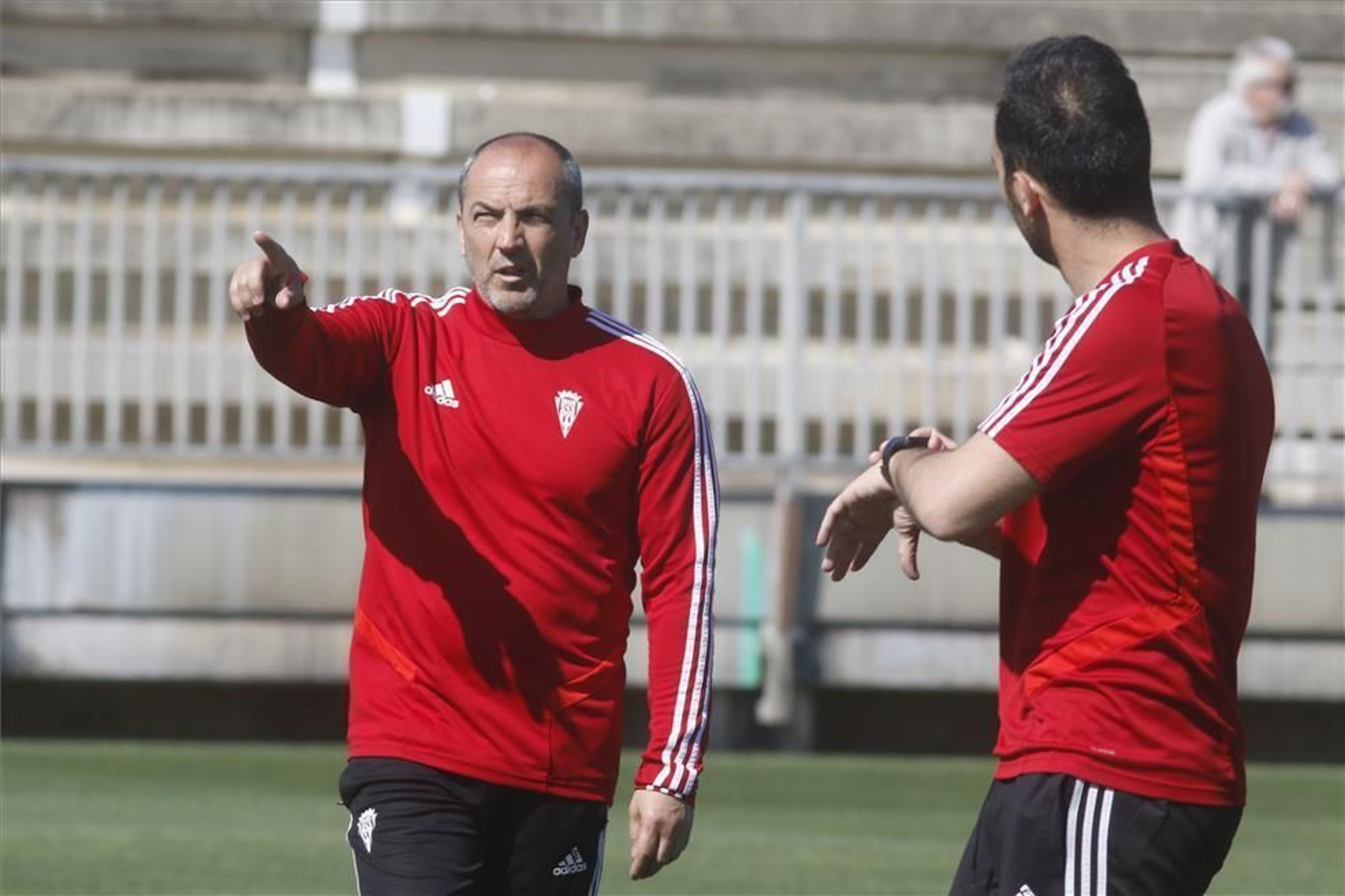 El exbalono Juan Sabas, entrenador del Córdoba