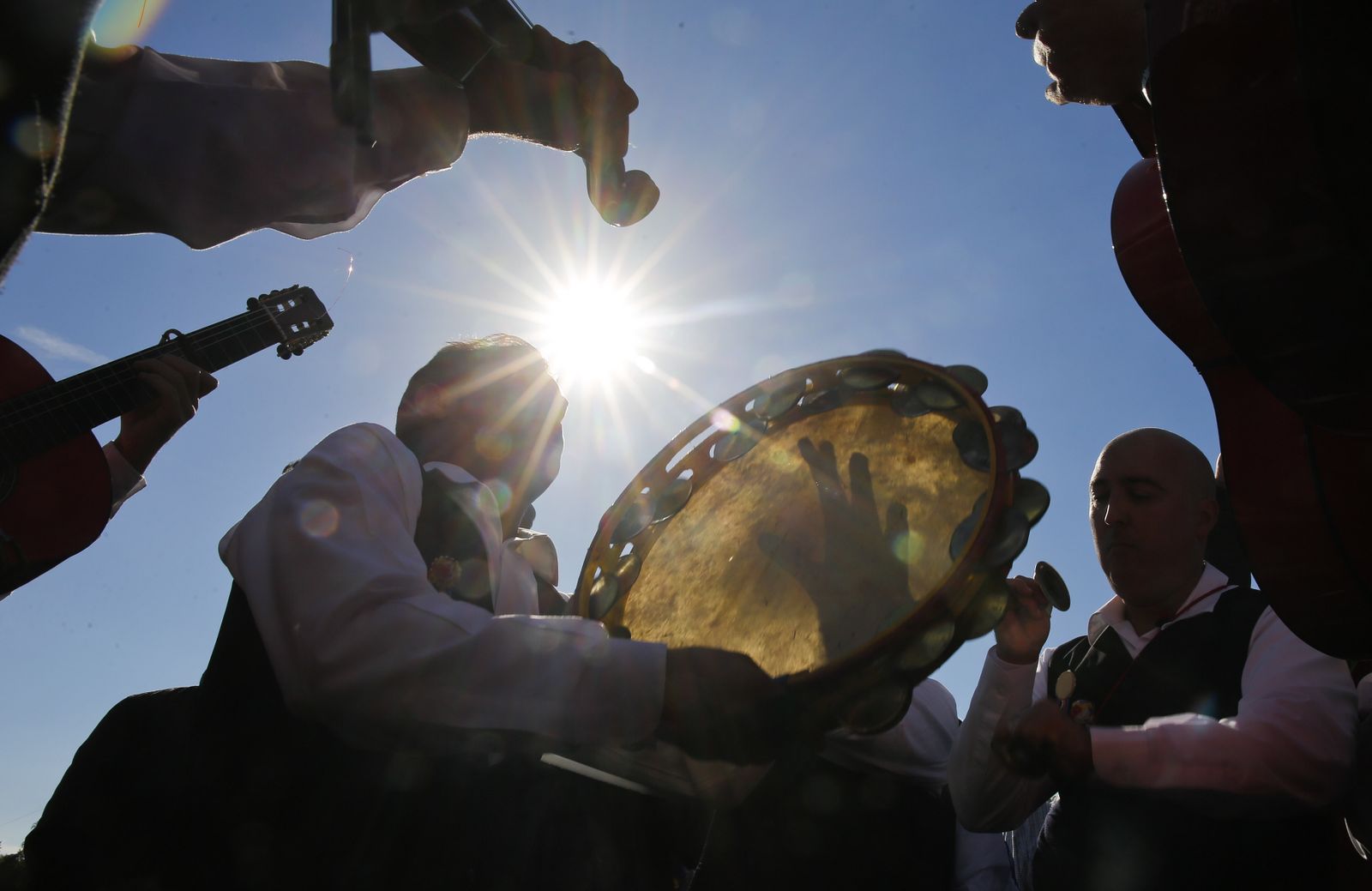 Una panda de verdiales de Málaga, en plena actuación.