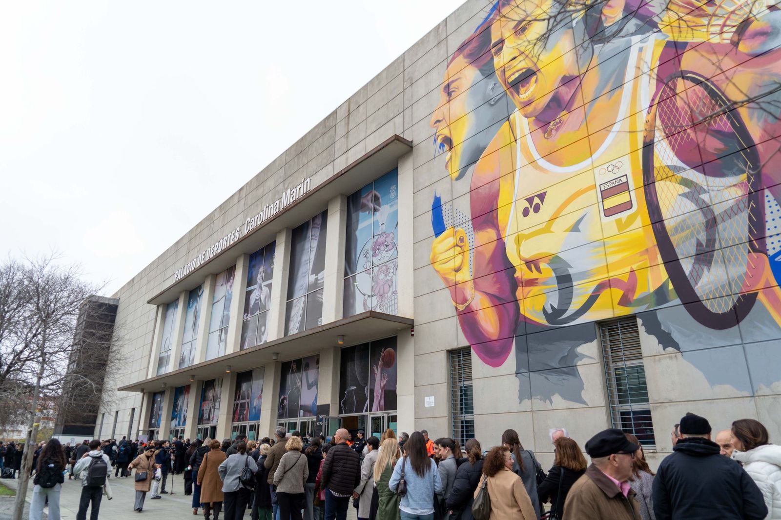 Fotografías del ambiente previo a la Misa funeral por las víctimas del accidente ferroviario