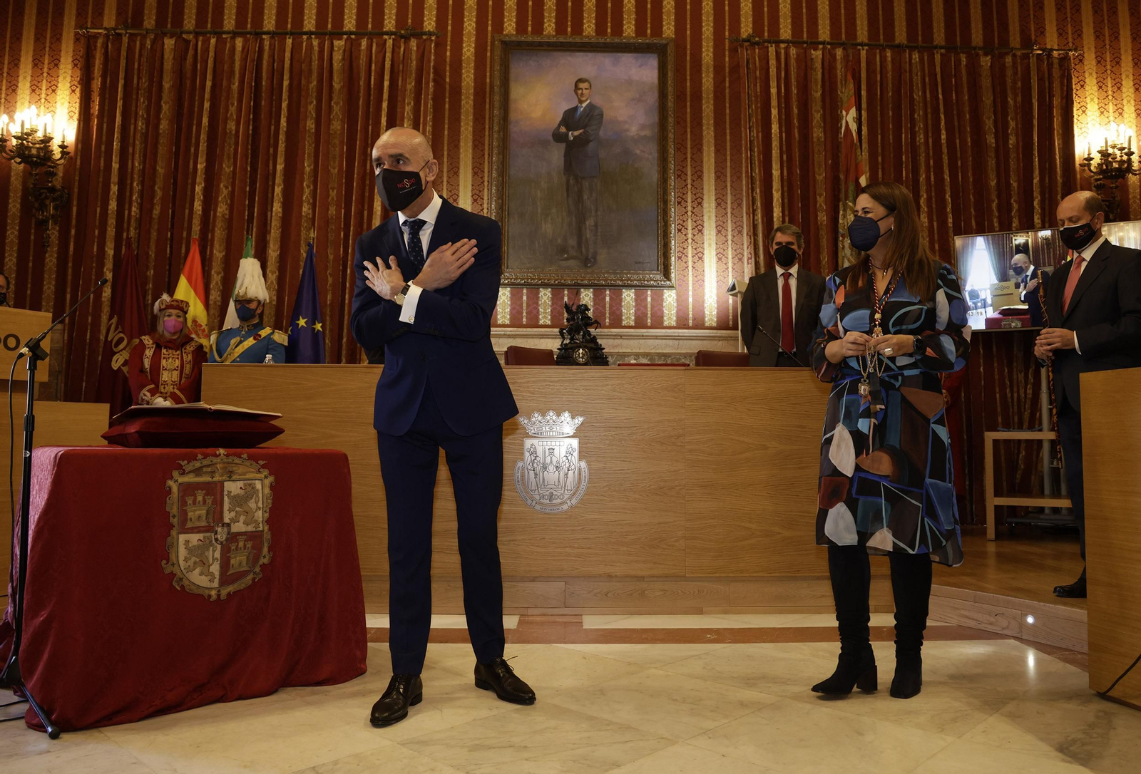 La investidura de Antonio Muñoz como Alcalde de Sevilla, en imágenes