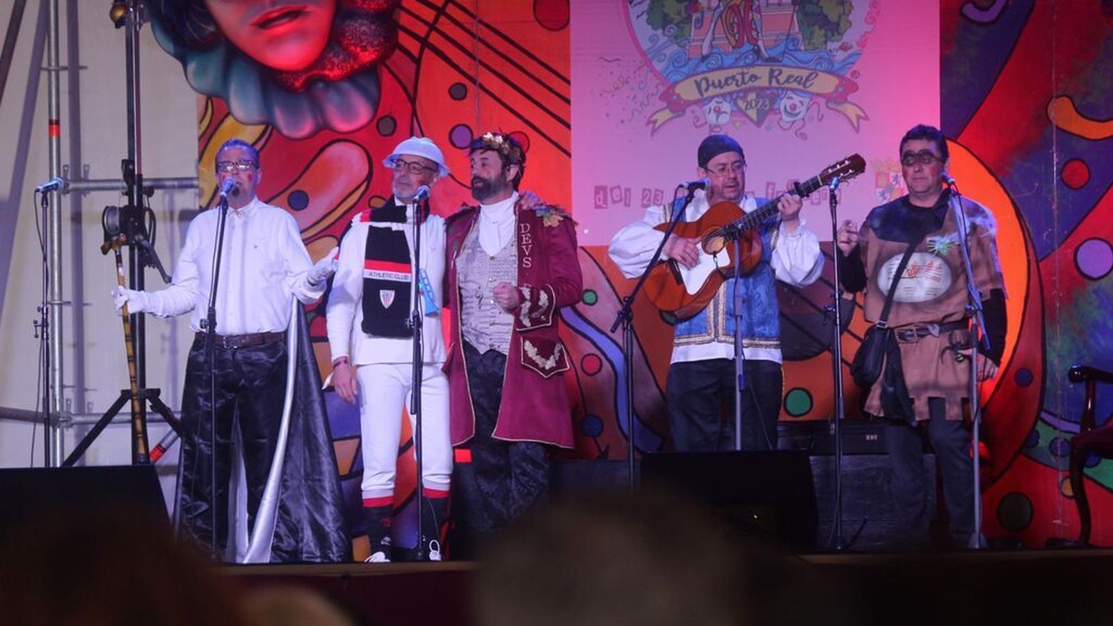 La última vez que vimos al grupo actuar fue en febrero durante el pregón de Carnaval de Toté