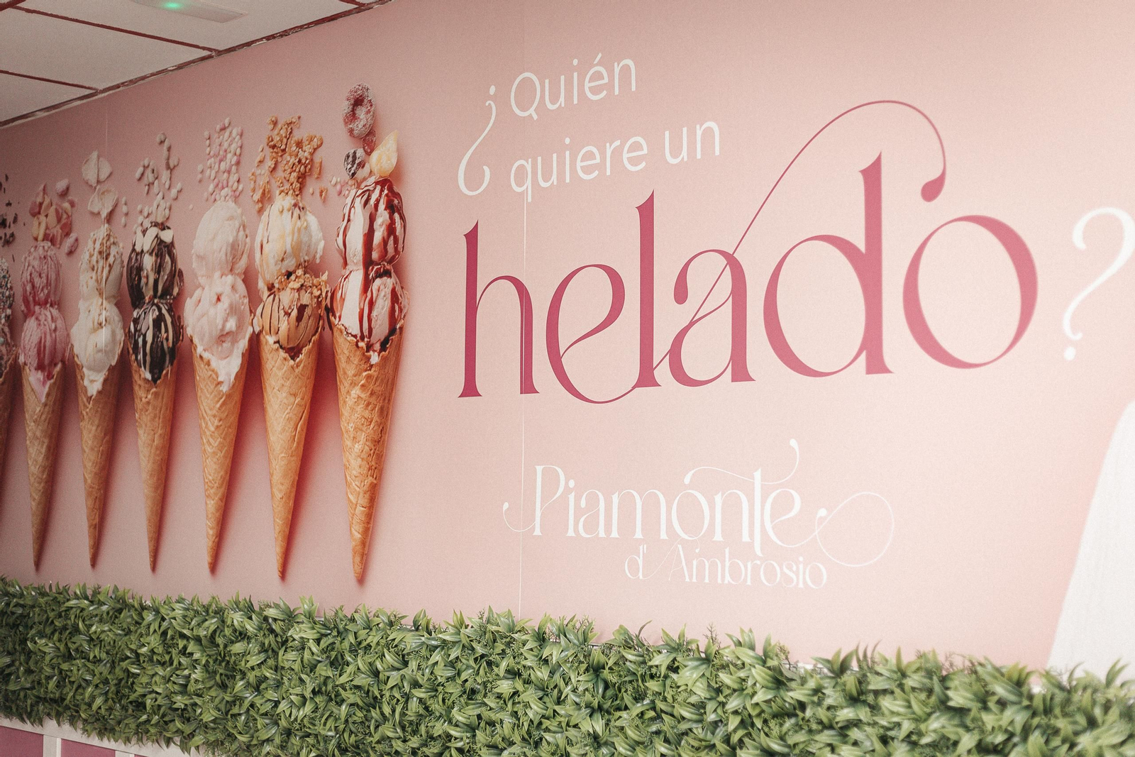 En imágenes, la inauguración de la heladería Piamonte d'Ambrosio en Córdoba