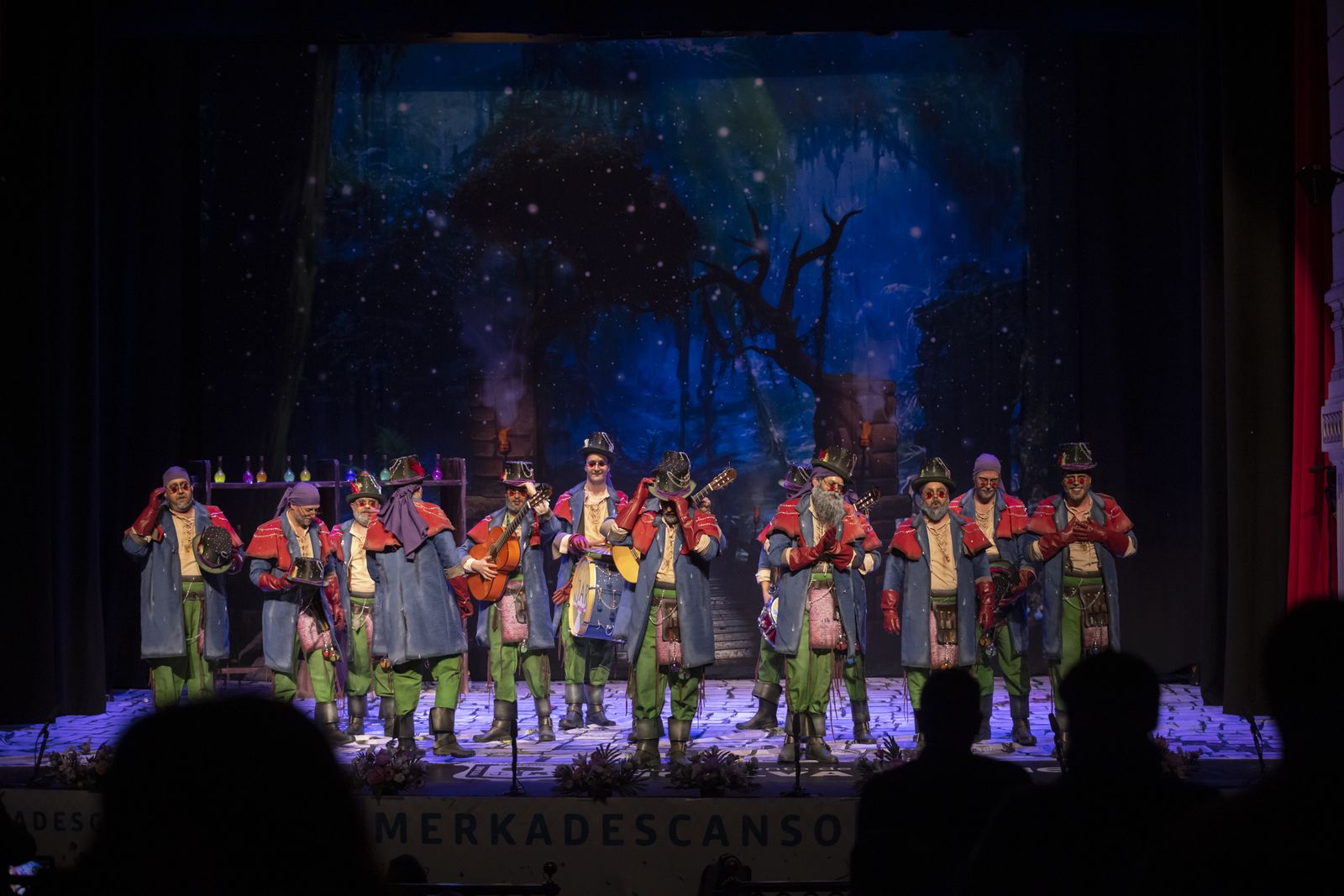 La tercera jornada de semifinales del Carnaval de Huelva, en imágenes