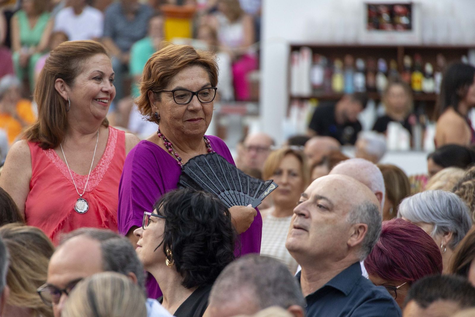 Búscate en las imágenes de la inauguración de la Feria del Carmen y de la Sal de San Fernando