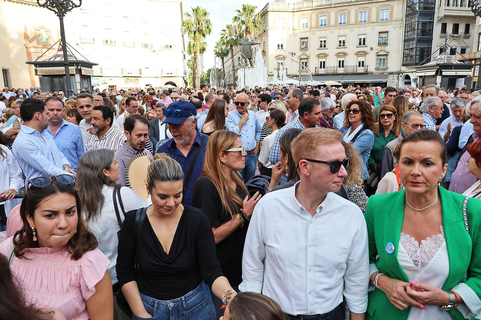 Imágenes de la concentración por las infraestructuras para Huelva