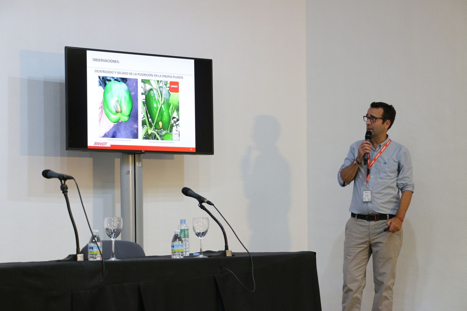El director de Desarrollo de Especialidades Nutricionales de Brandt, José Yánez, durante la presentación.