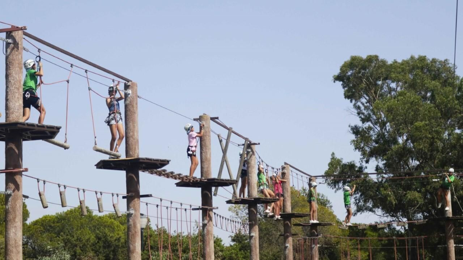 Una de las actividades de aventura de los Campus Unicaja.