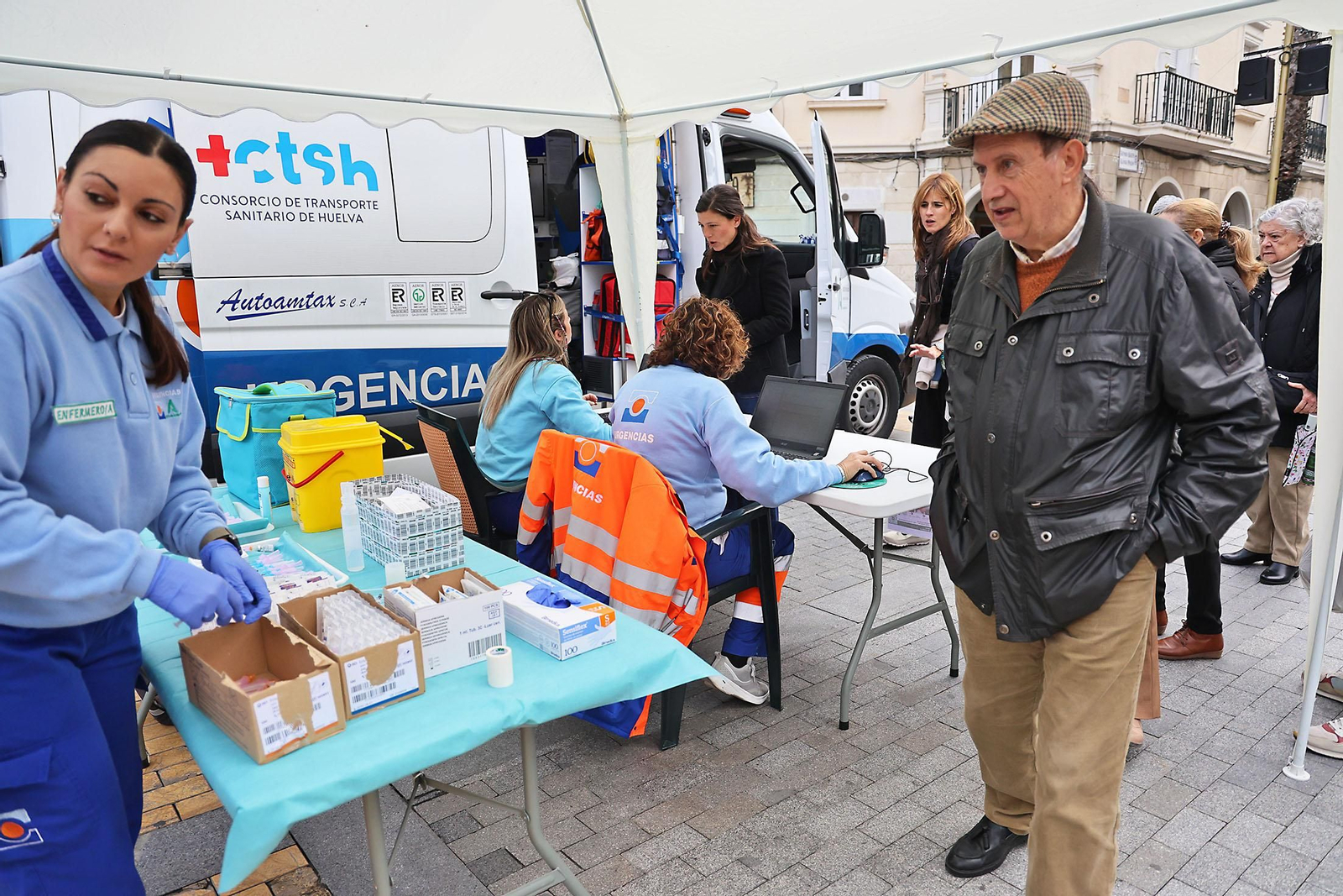 Imágenes de la jornada de vacunación sin cita frente a la gripe y el Covid-19