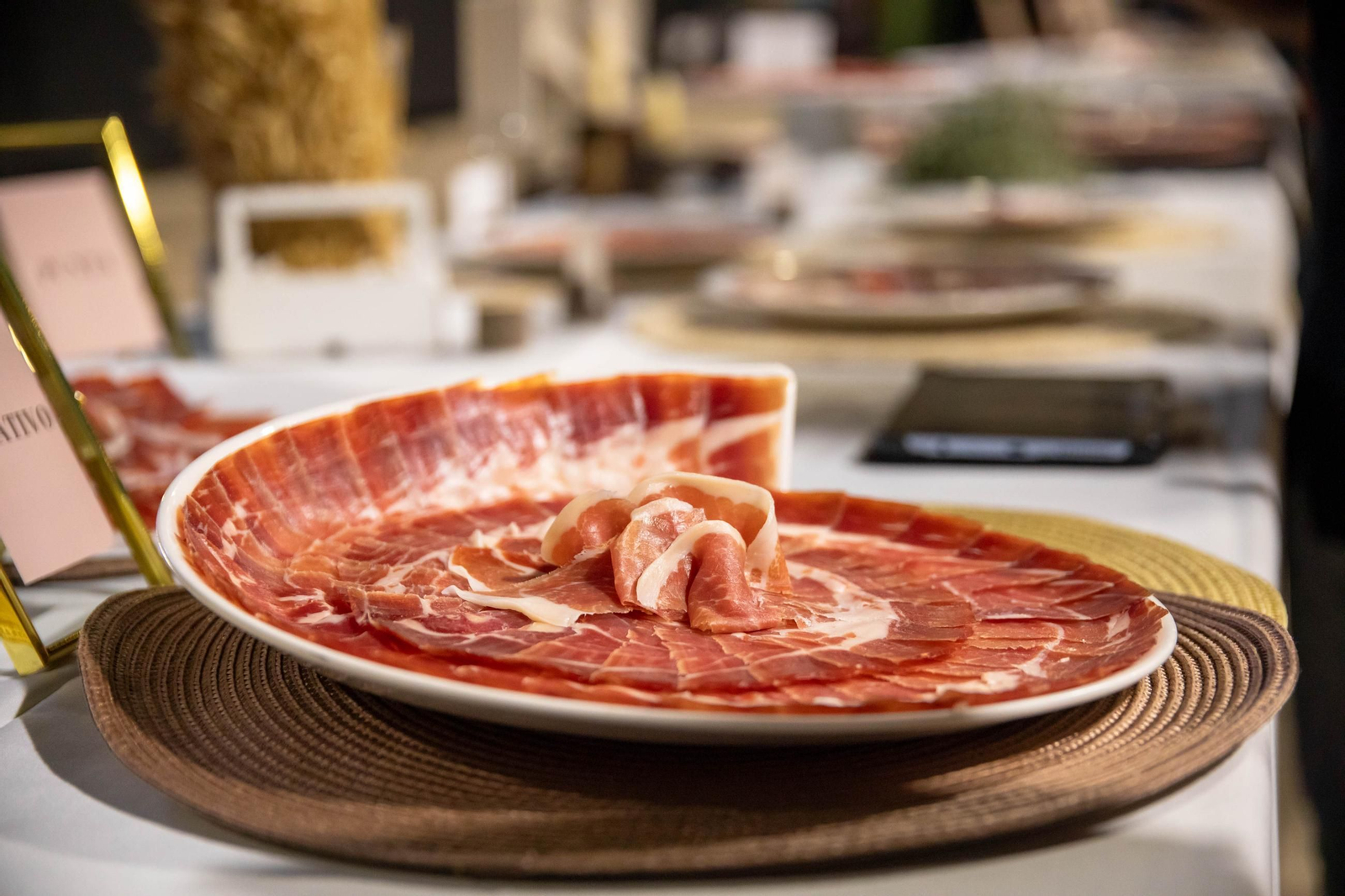 Concurso de cortadores de jamón en Serón, en imágenes