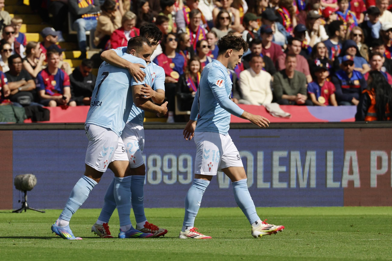 Barcelona-Celta: El malagueño Melero López, salpicado por la polémica