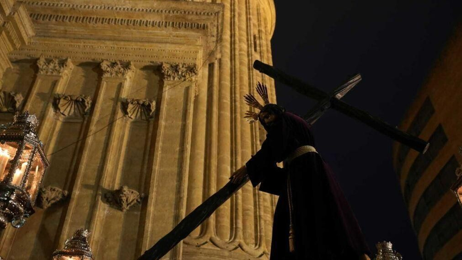 El Nazareno Redentor del Mundo entrando en la Catedral en 2019.