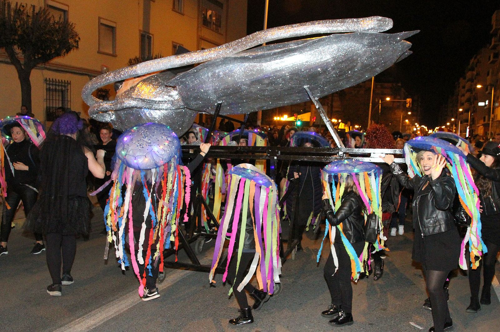 Pasacalles del Entierro del Choco, en imágnes