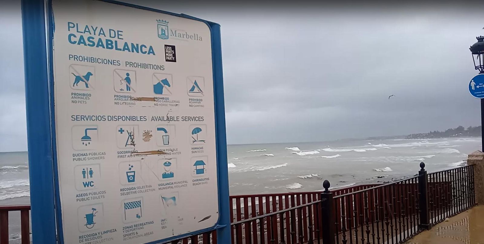 La playa de Casablanca tras el temporal registrado en abril de 2022.