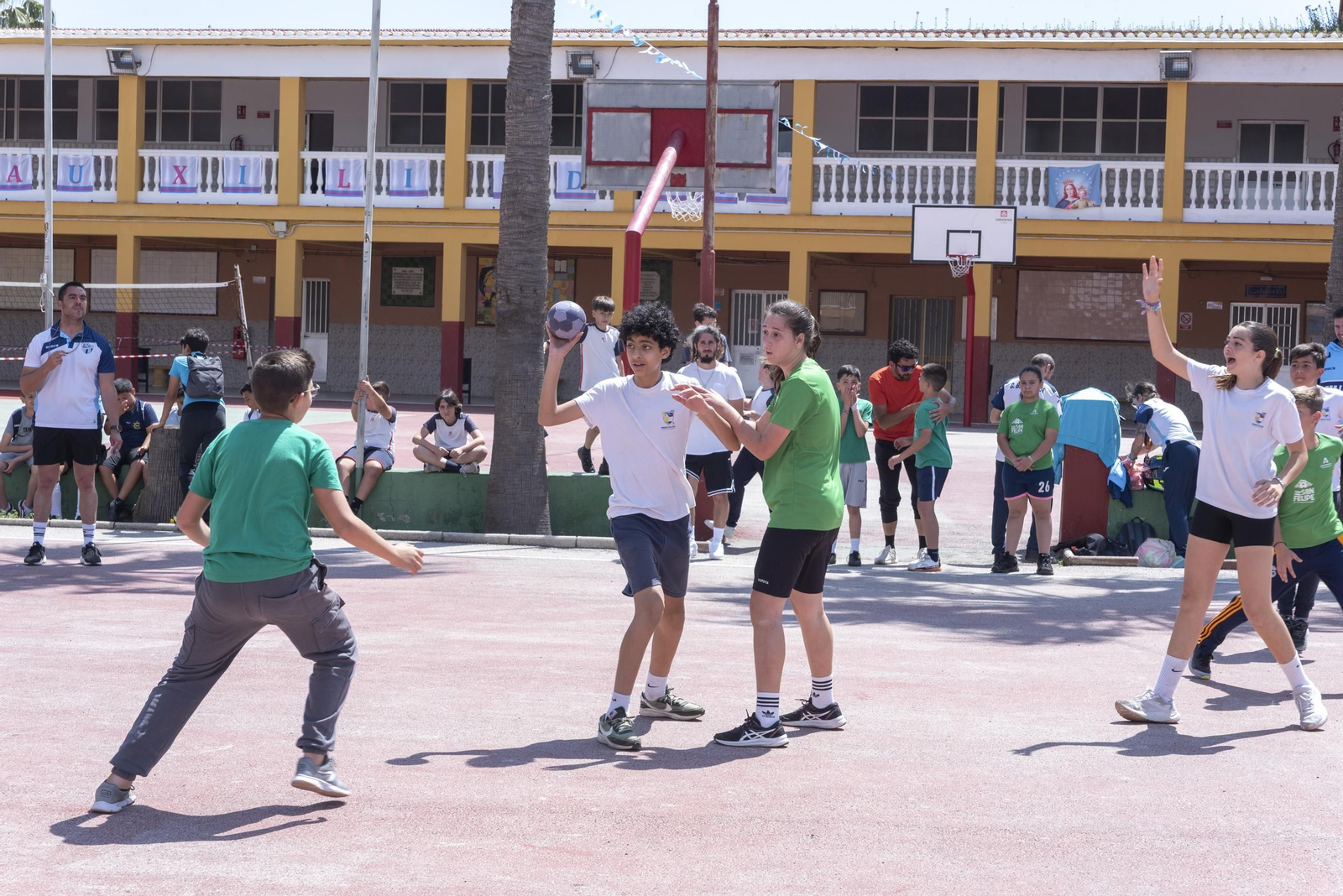 Las fotos del torneo de balonmano de las III Jornadas Deportivas inclusivas Don Bosco, de La Línea