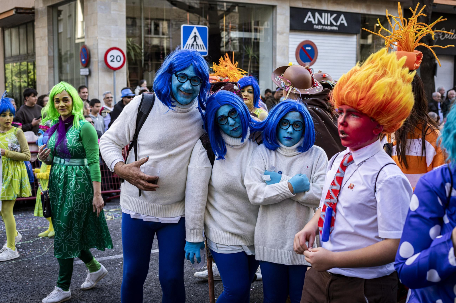 Búscate entre las mejores imágenes de la Cabalgata Magna