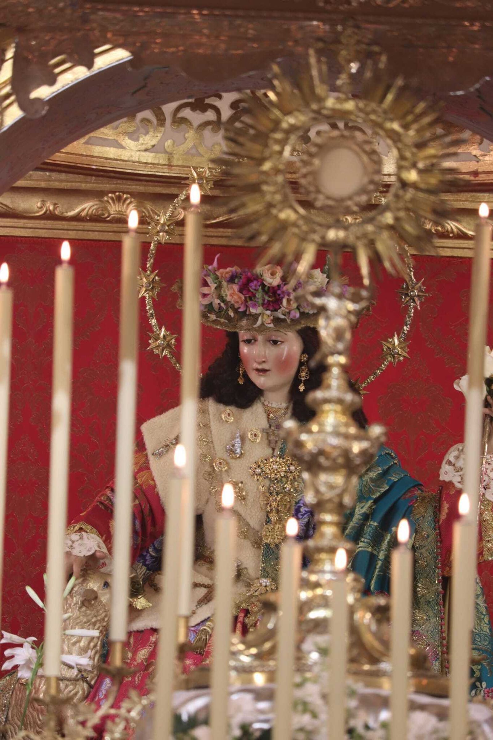 Jesús Sacramentado y la Divina Pastora.