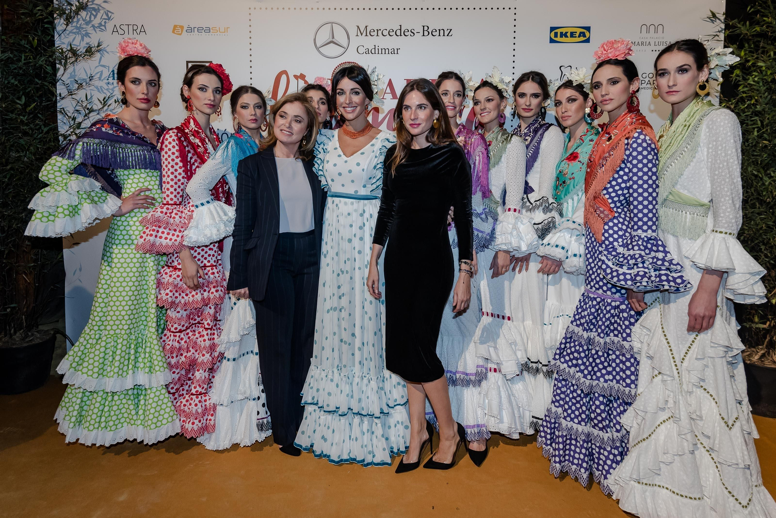 Imágenes de la inauguración y primeros desfiles de la 'Pasarela Flamenca 2020'