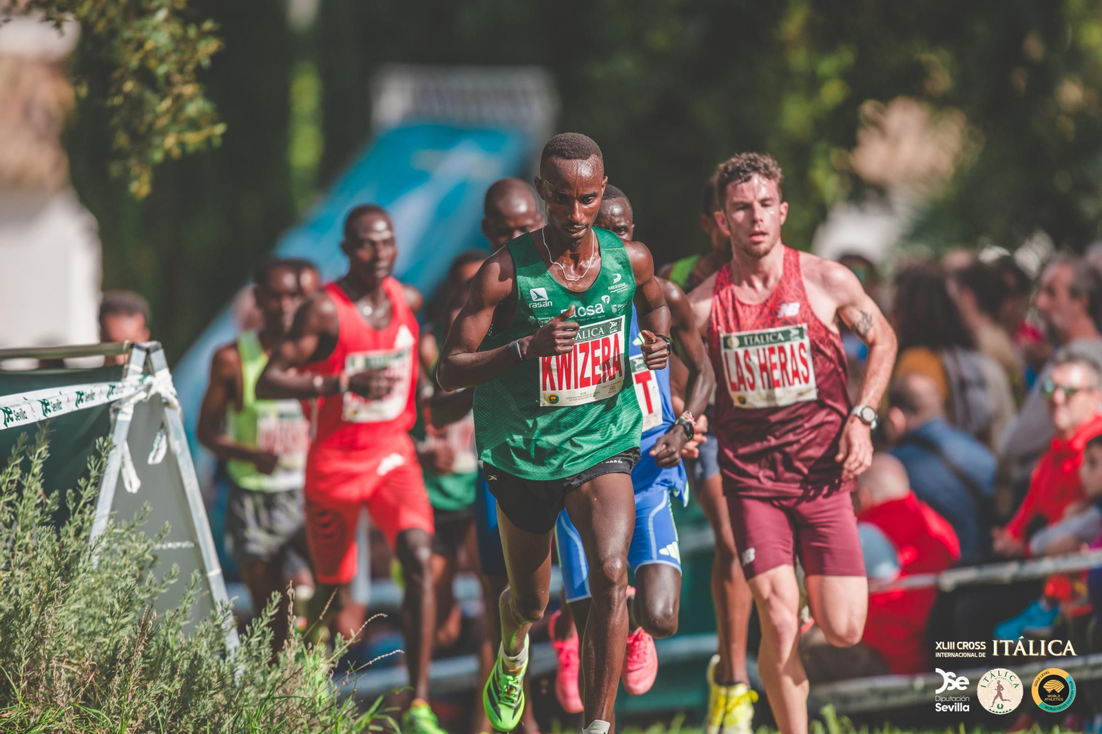 Búscate en las fotos del Cross de Itálica 2025 | 12