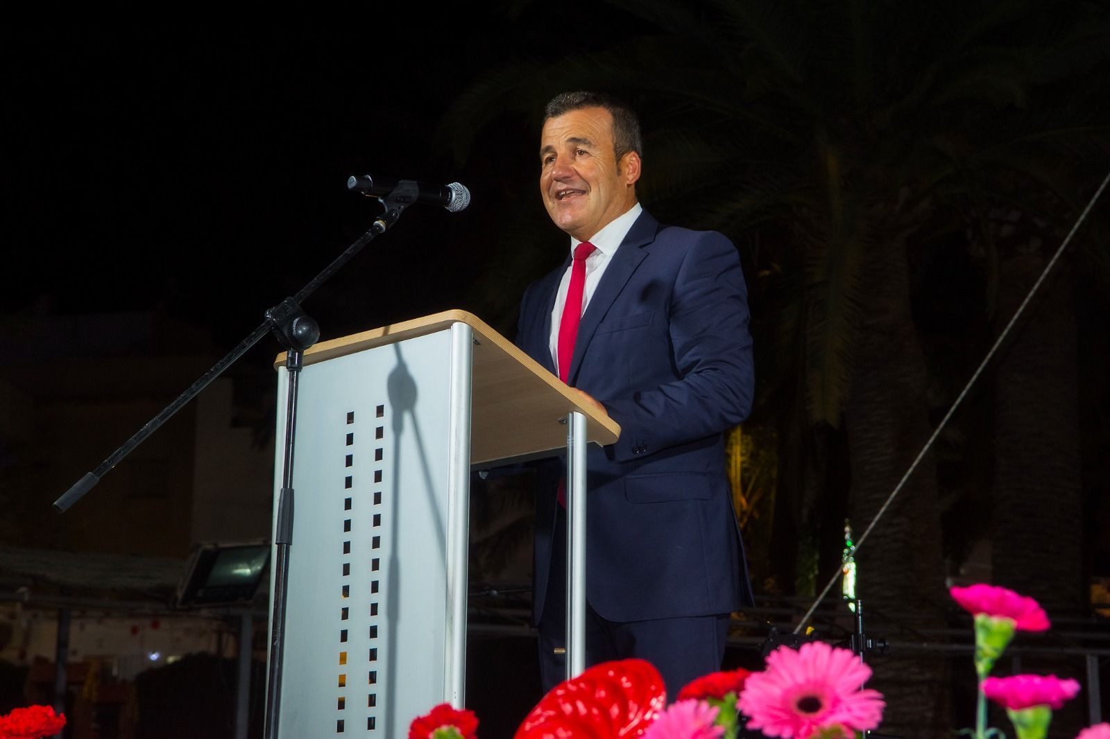 Así ha vivido Carboneras su tradicional Saluda, pregón y reconocimiento a vecinos durante las fiestas patronales