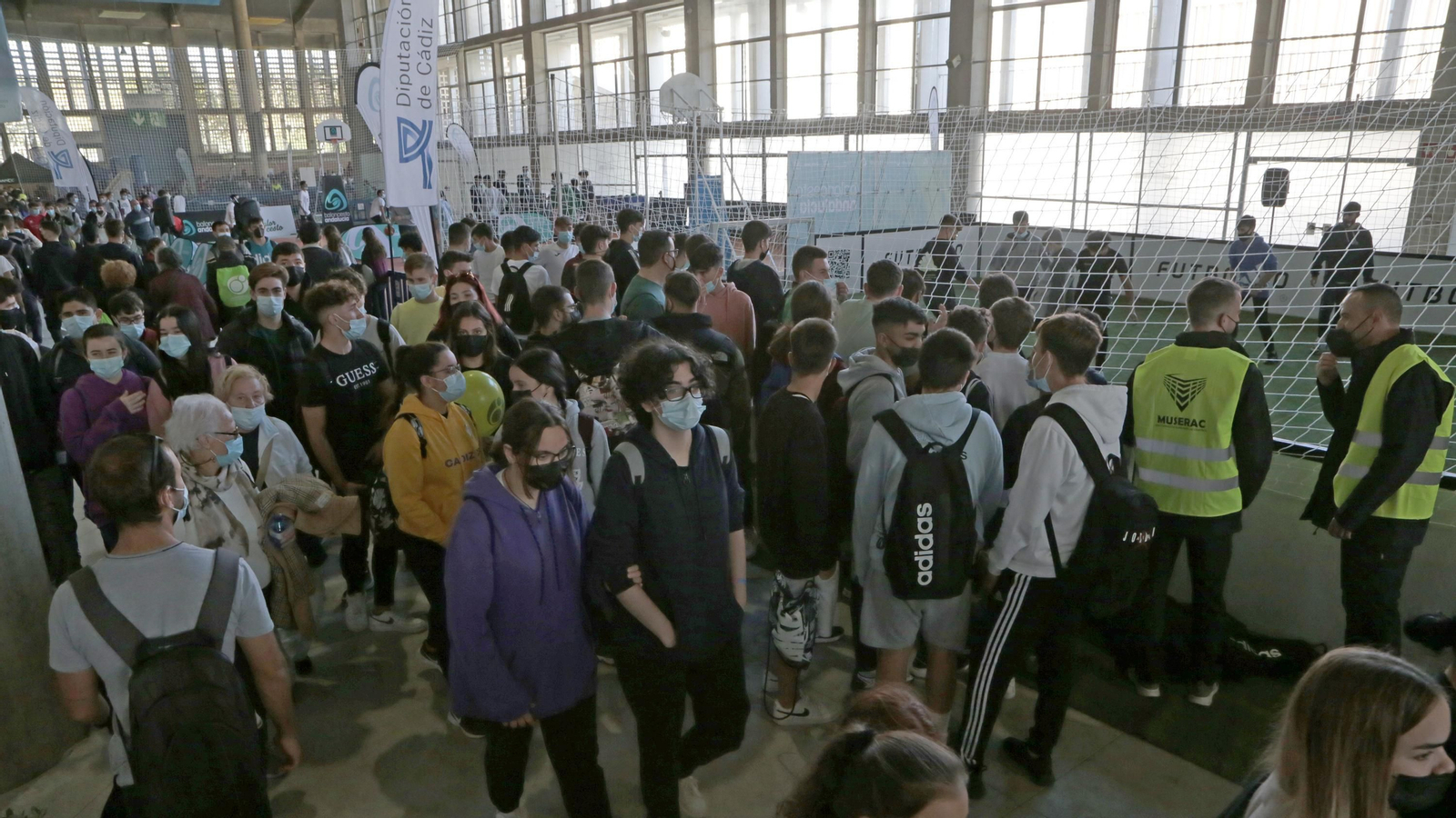 Primer día de la feria del Deporte y Vida Sana en IFECA