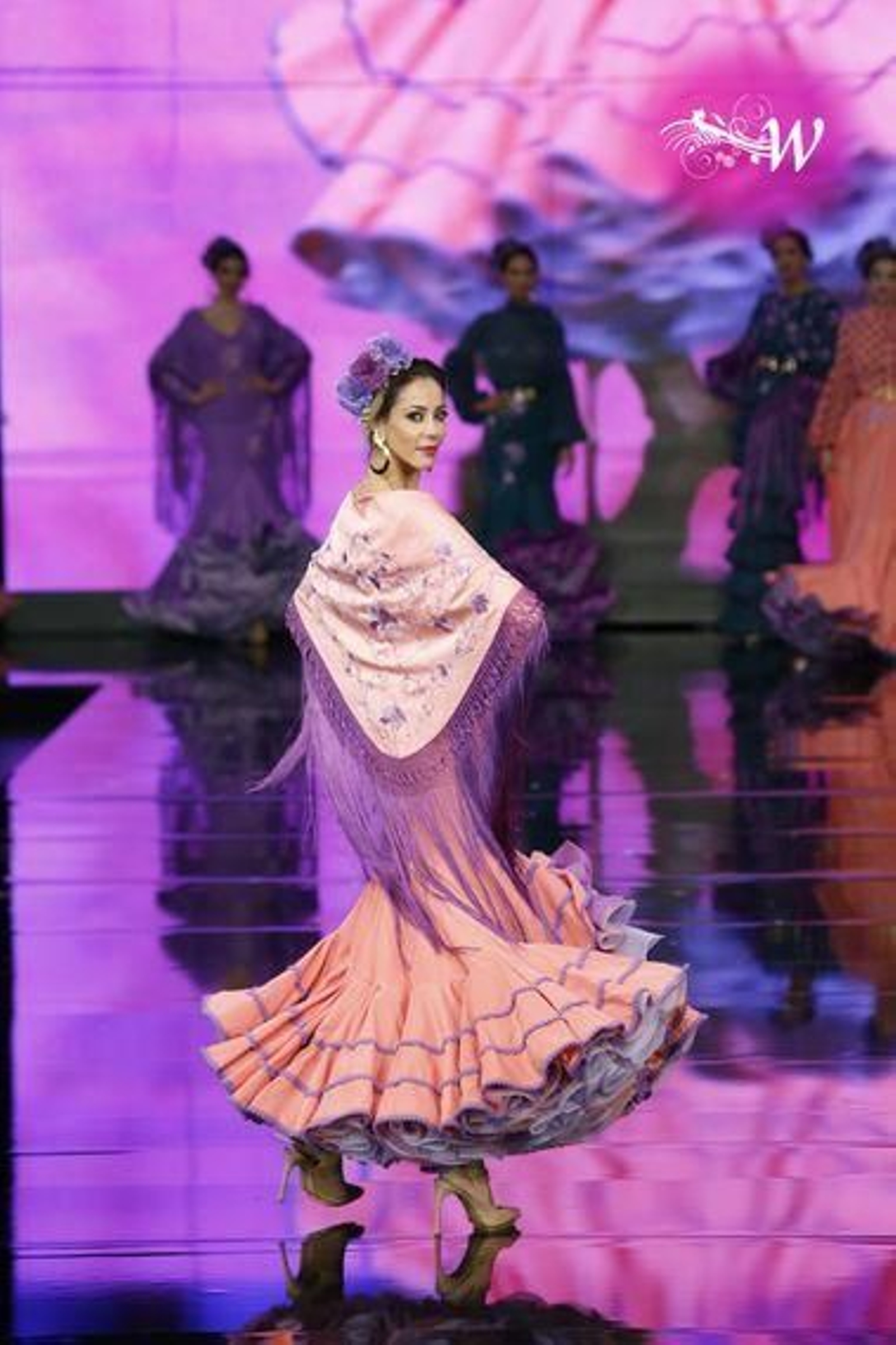 Todas las fotos del desfile de Sara Benítez en SIMOF 2020