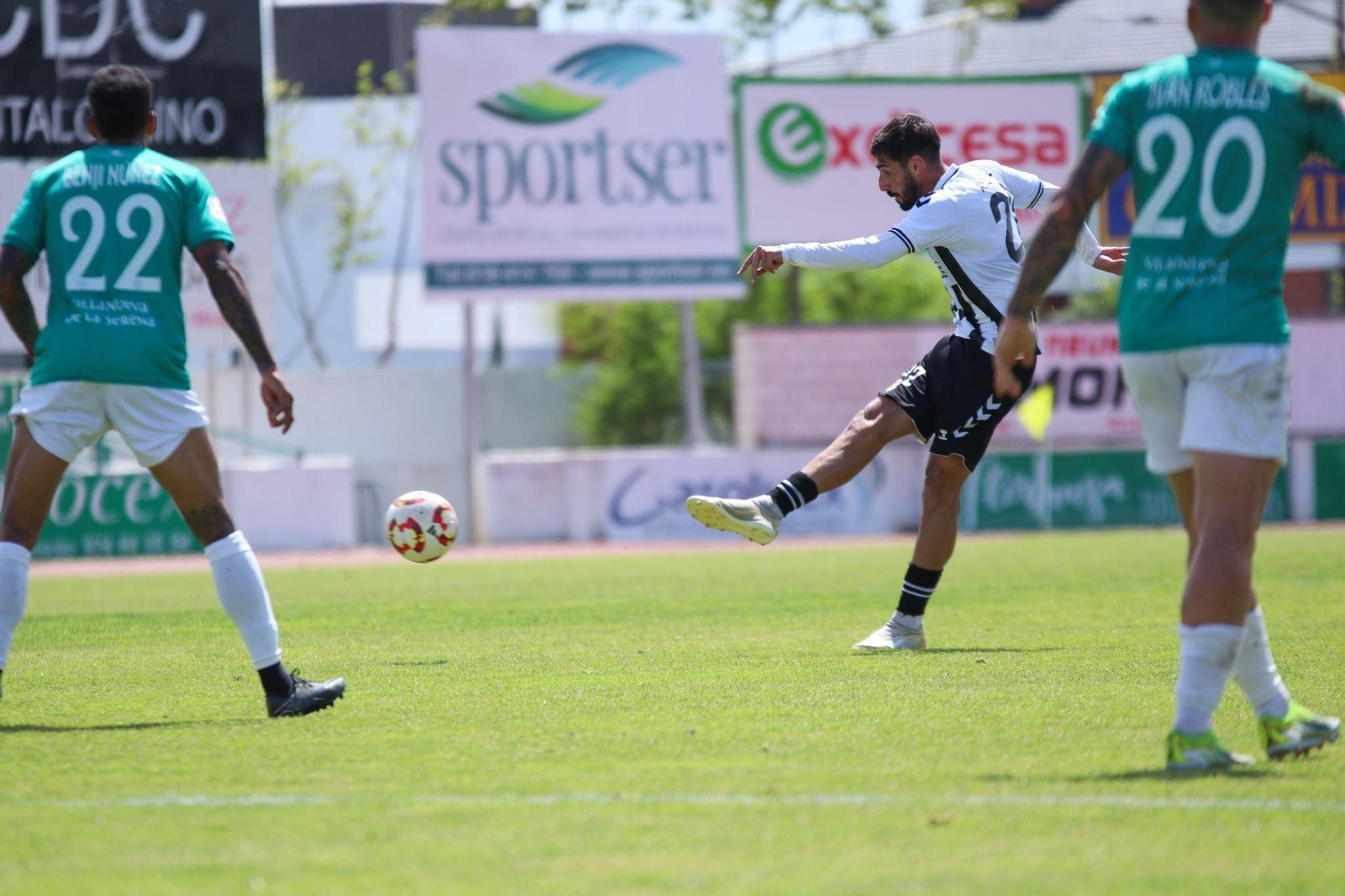 Las fotos del FC Villanovense-Balona de Segunda Federación