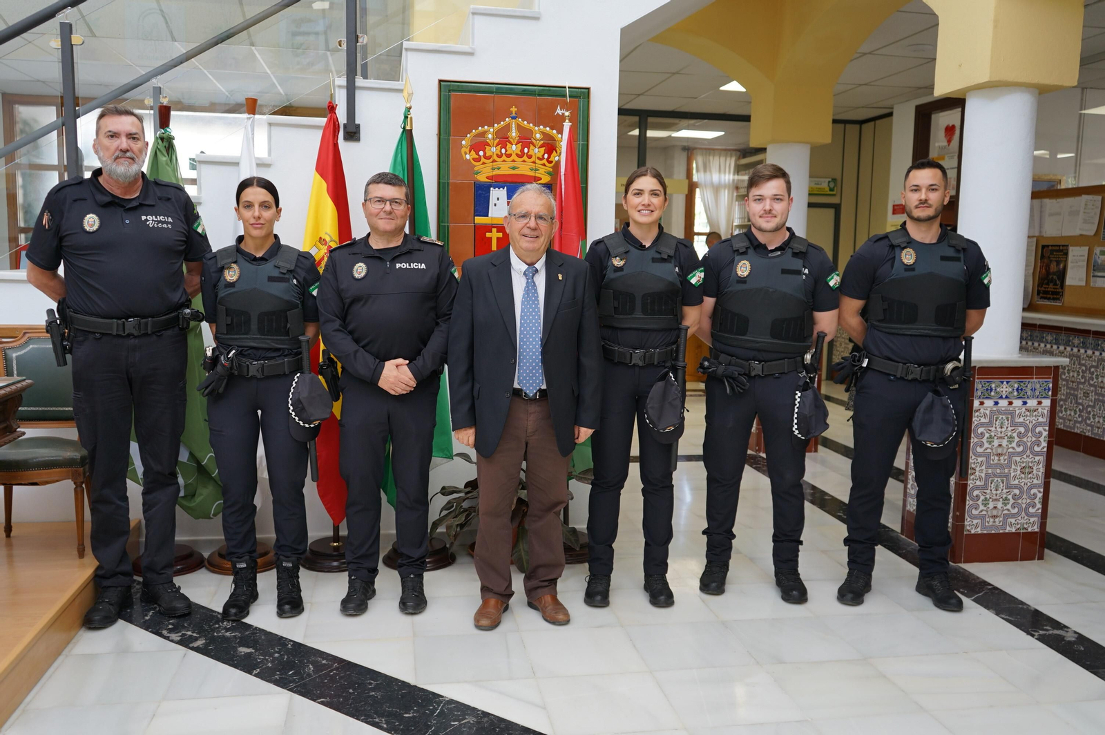 Presentación de los nuevos cuatro agentes de la Policía Local de Vícar.