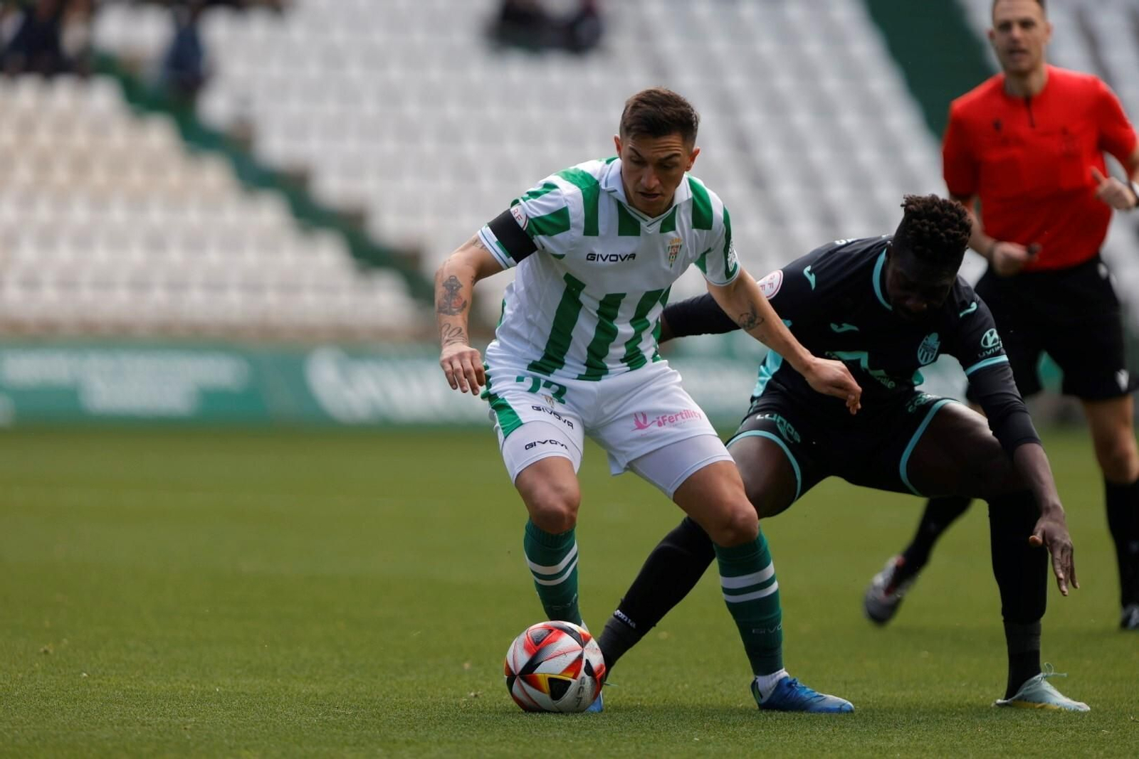 Las mejores fotos del ambiente en el Córdoba CF - Atlético Baleares en El Arcángel