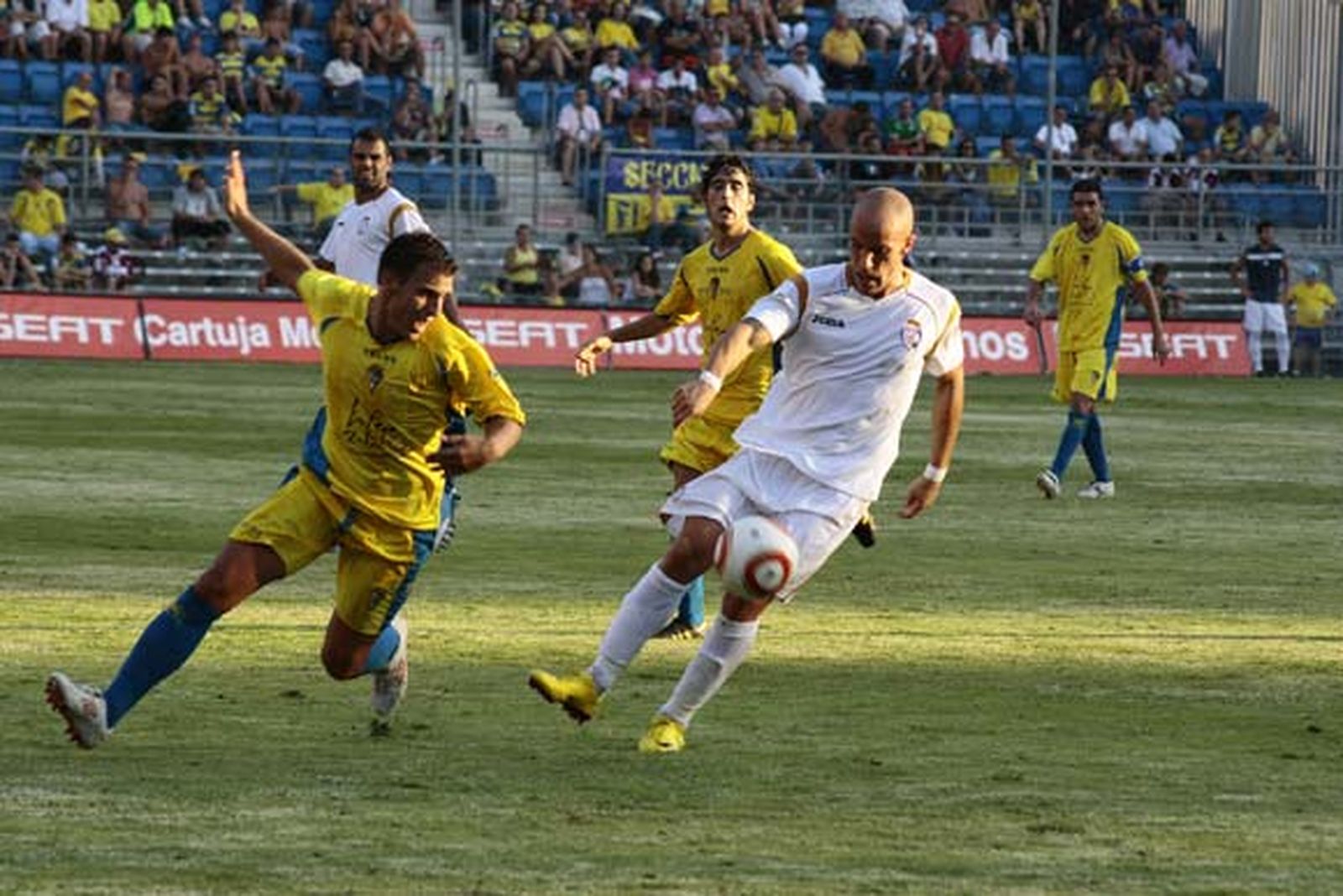 El Cádiz gana en casa el primer partido de la liga

Foto: Lourdes de Vicente