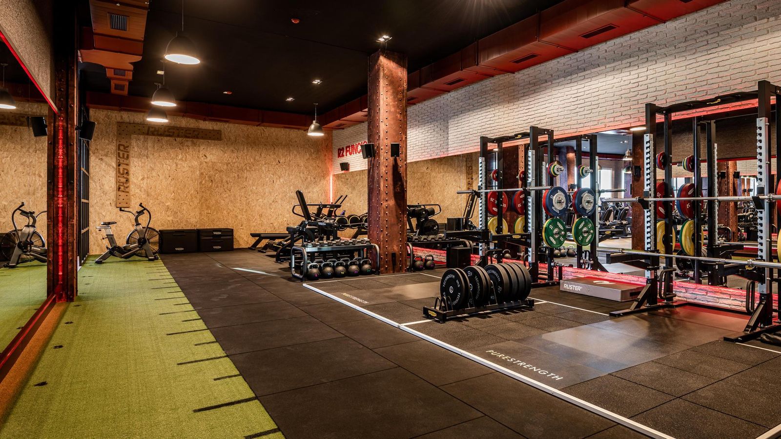 Sus dependencias son muy amplias y seguras.