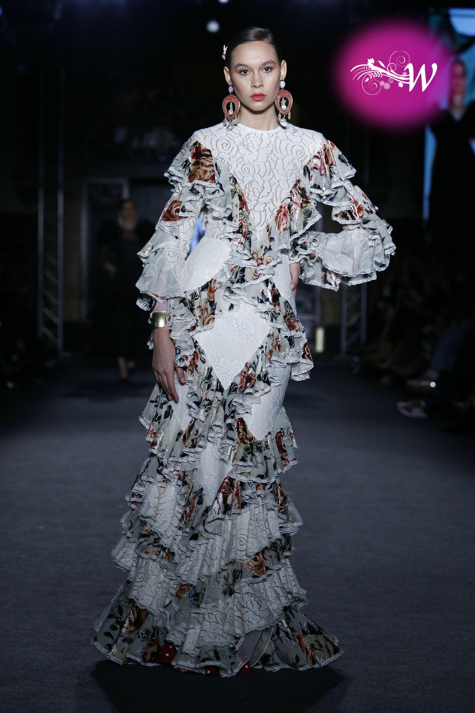 Mónica Méndez presenta su colección 'Pleamar' en We Love Flamenco 2020, todas las fotos del desfile