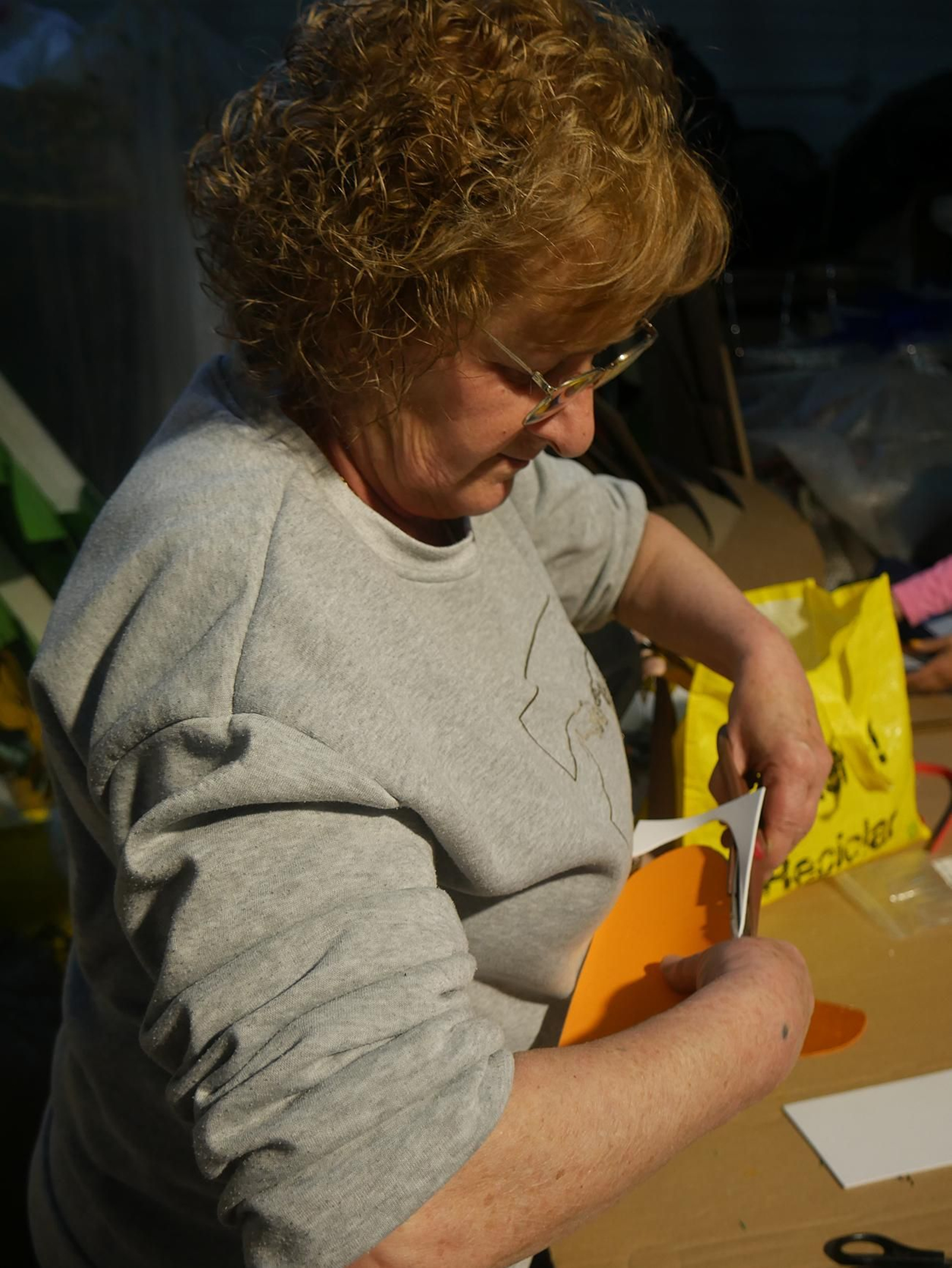 Imágenes de la elaboración de las carrozas tradicionales de Canjáyar