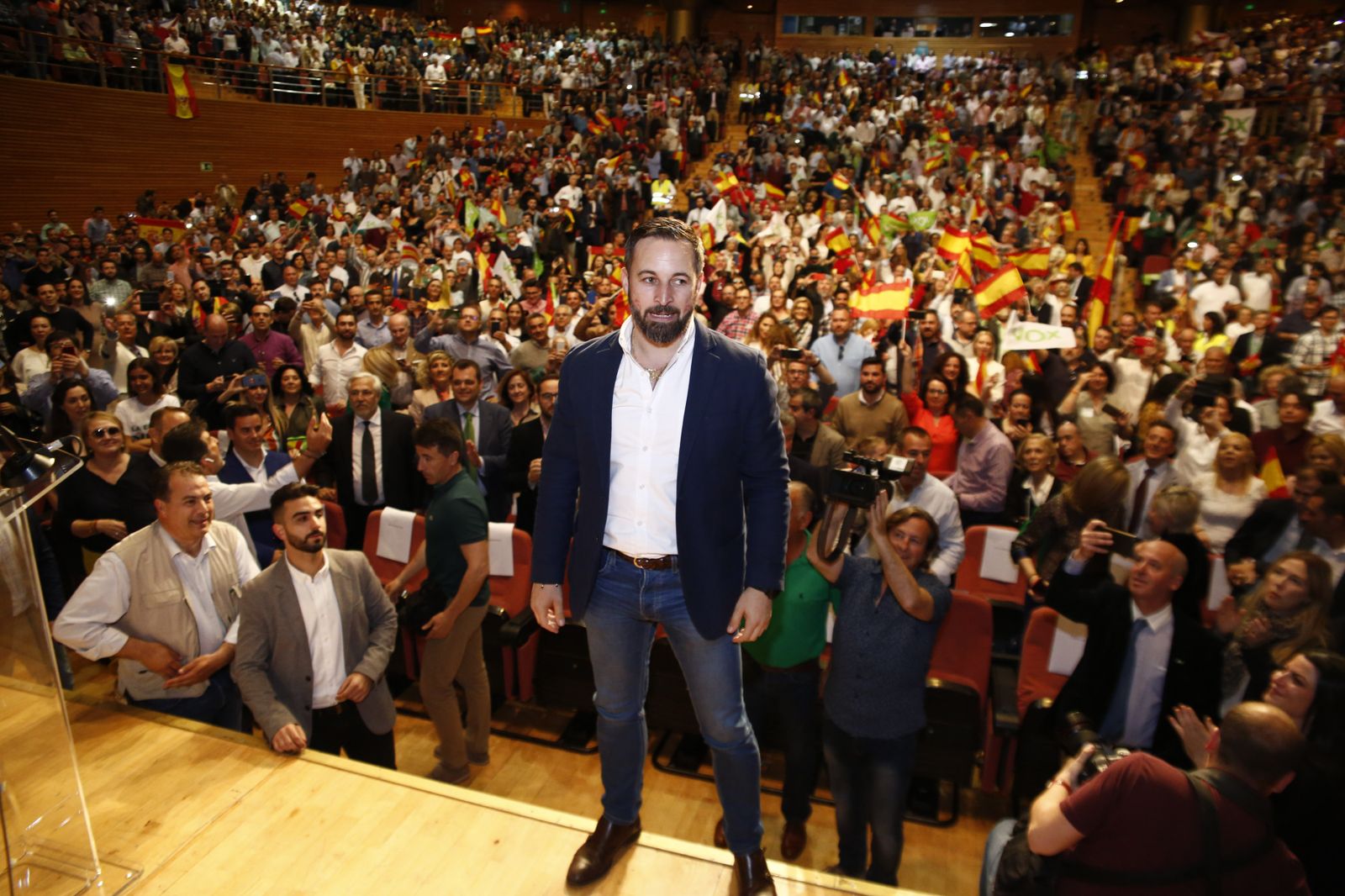 Santiago Abascal en un mitin de VOX.
