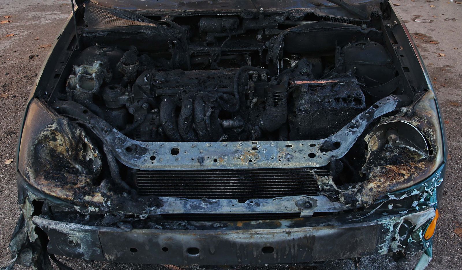 Fotos de los coches calcinados en San José Artesano